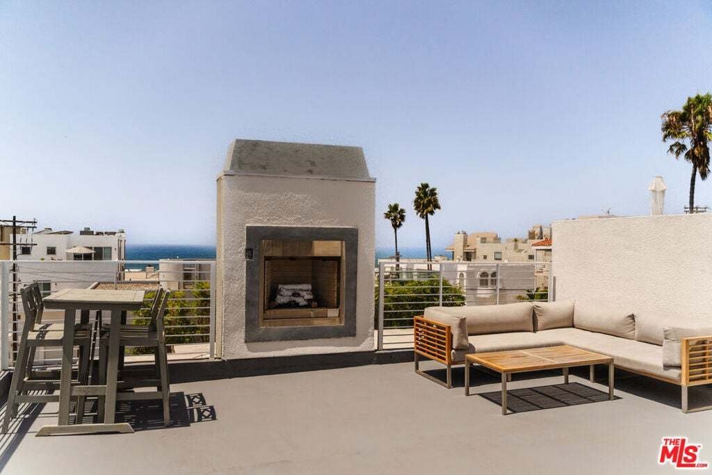 Condo in Marina del Rey, California, United States 1 - 18689793