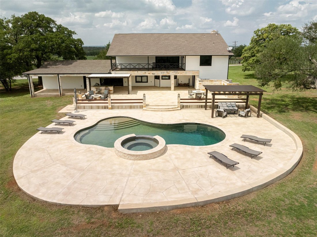 House in Cedar Creek, Texas, United States 2 - 18690069