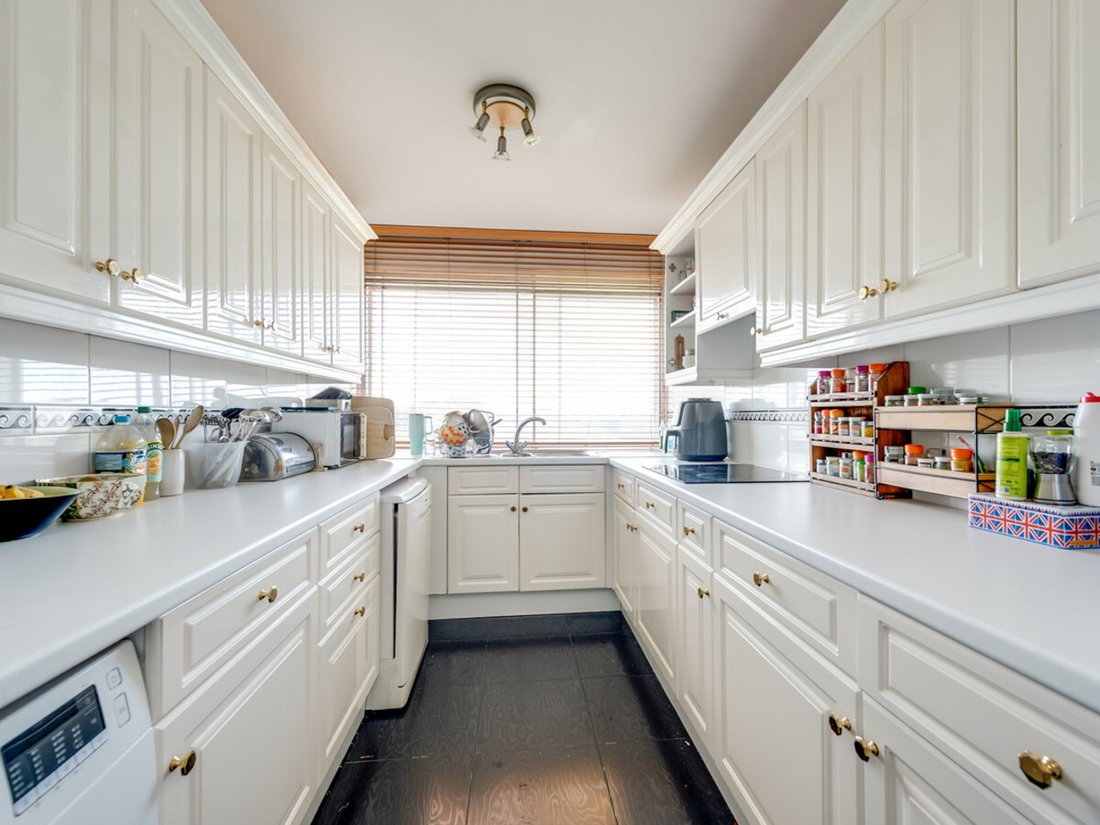 Apartment in St John's Wood, Westminster, England 2 - 18690025