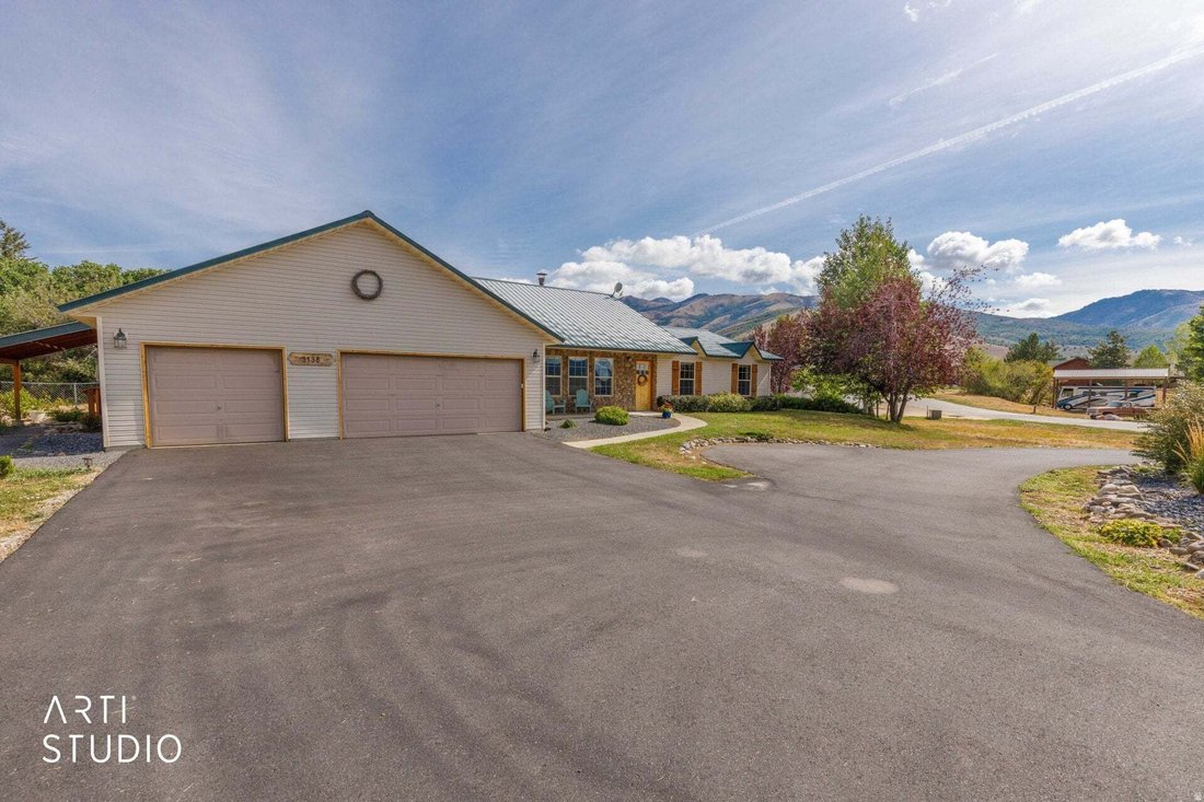 House in Eden, Utah, United States 4 - 18689945