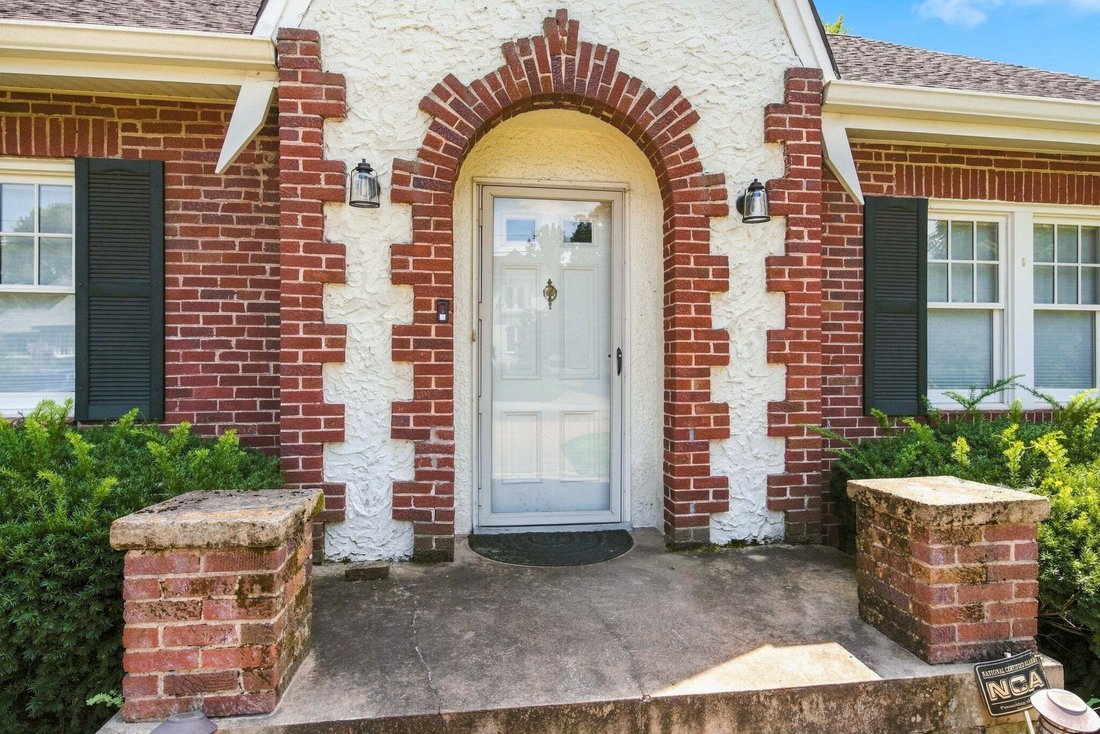 House in Forest Hills, Tennessee, United States 3 - 18690258