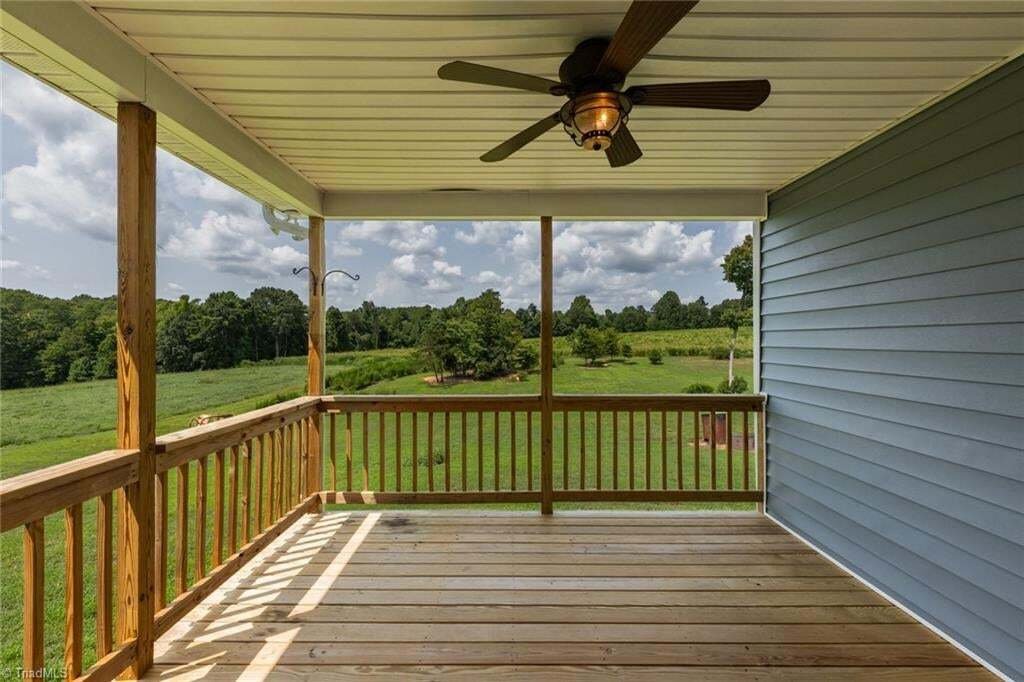 House in Yadkinville, North Carolina, United States 4 - 18687264