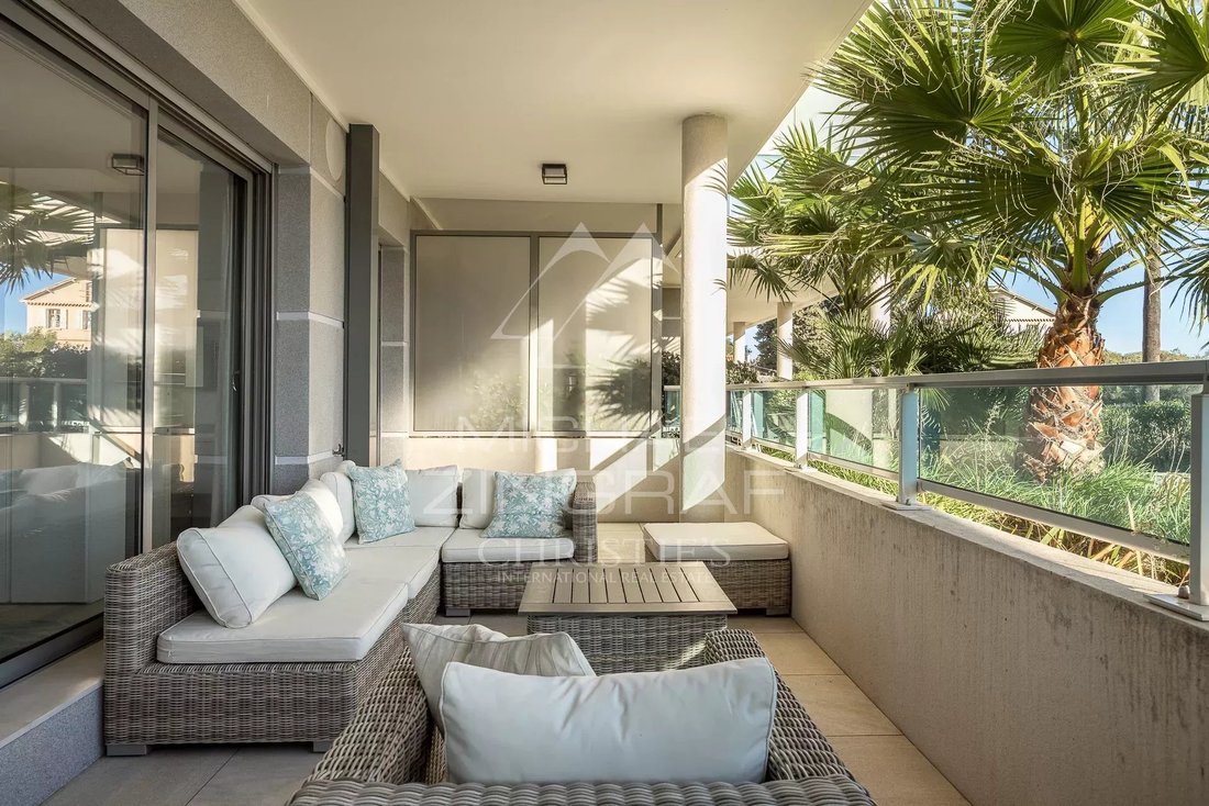 Appartement à Antibes, Provence-Alpes-Côte d'Azur, France 1 - 13632036