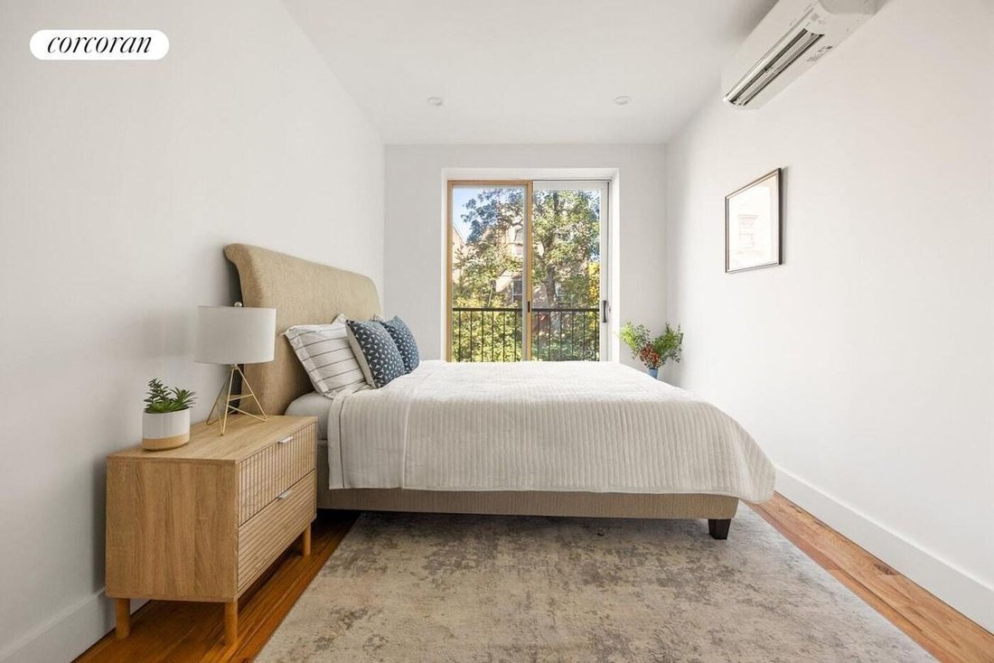 Condo in New York, New York, United States 4 - 18688011