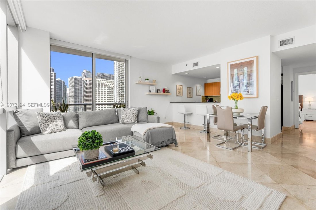 Condo in Miami, Florida, United States 1 - 18691062