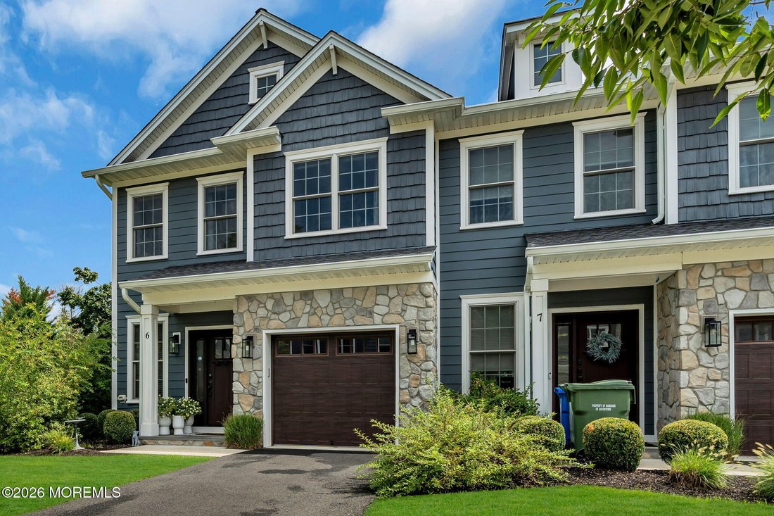 Condo in Tinton Falls, New Jersey, United States 2 - 18687199