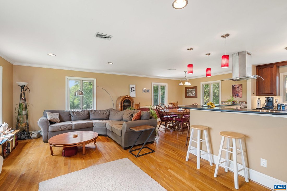 House in Charlottesville, Virginia, United States 4 - 18687211
