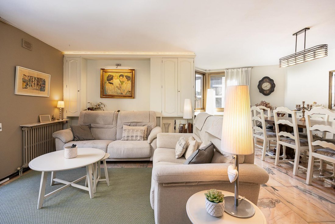 Apartment in Sarrià-Sant Gervasi, Barcelona, Spain 5 - 18688035