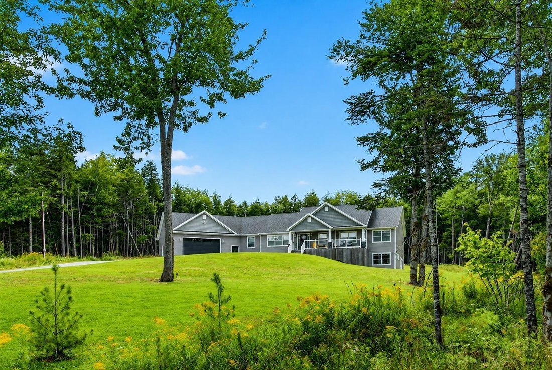 House in Enfield, Nova Scotia, Canada 2 - 18687709
