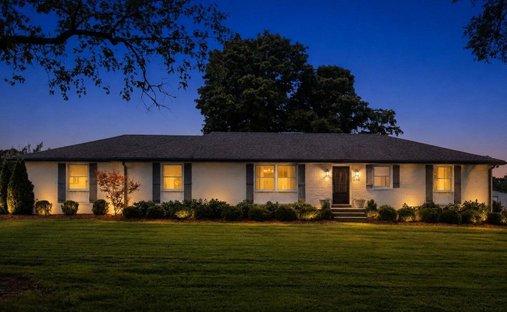 House in Lebanon, Tennessee, United States 1