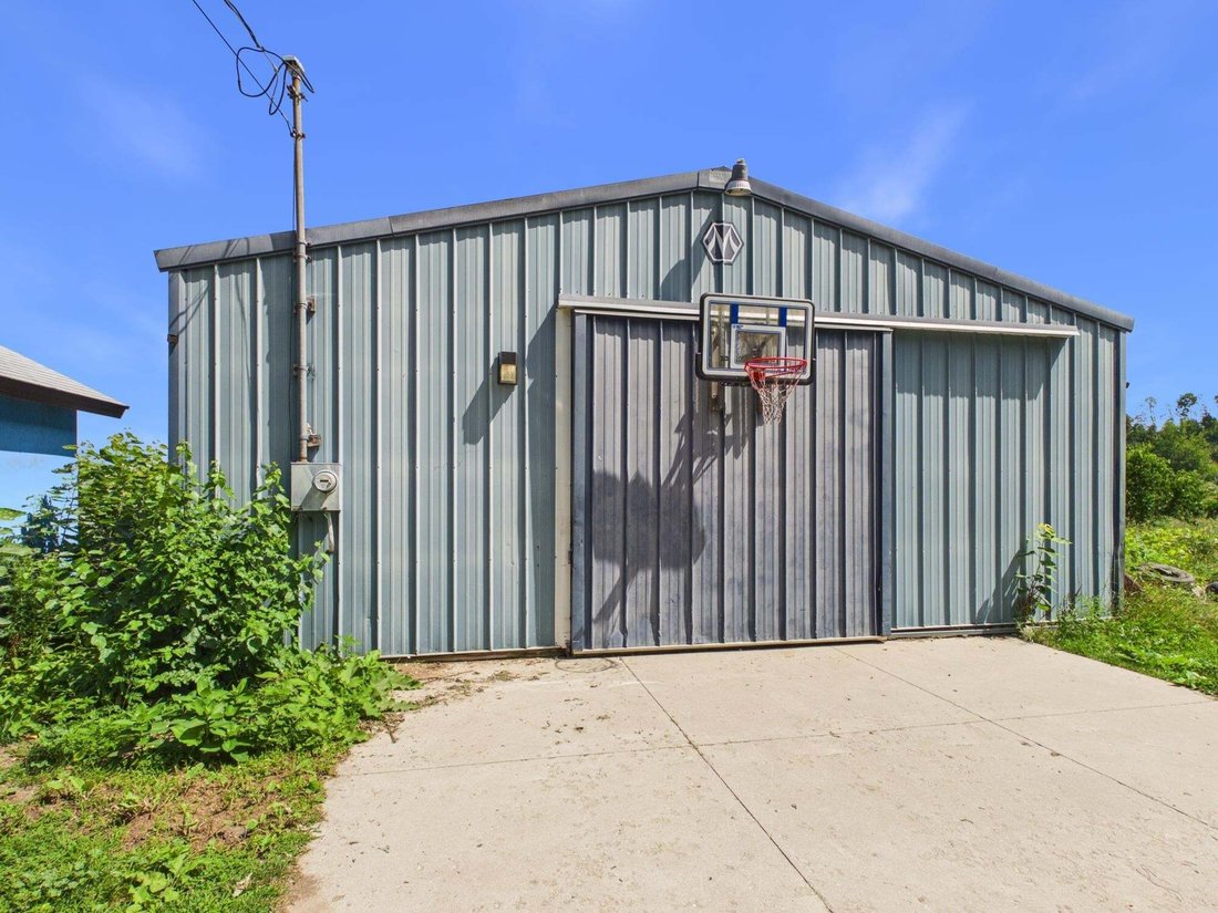 House in Suttons Bay, Michigan, United States 4 - 18687101