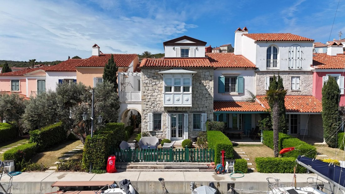 House in İzmir, İzmir, Turkey 3 - 18687598