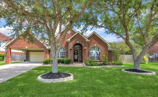 House in Friendswood, Texas, United States 1