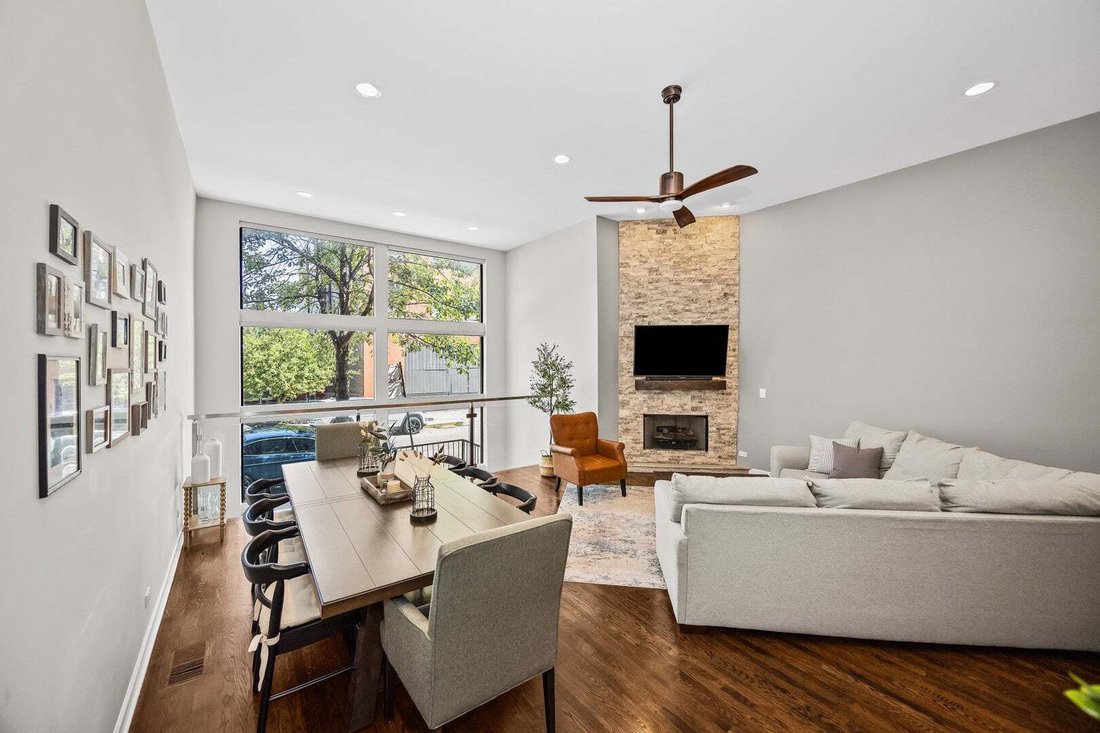 Condo in Chicago, Illinois, United States 3 - 18687792