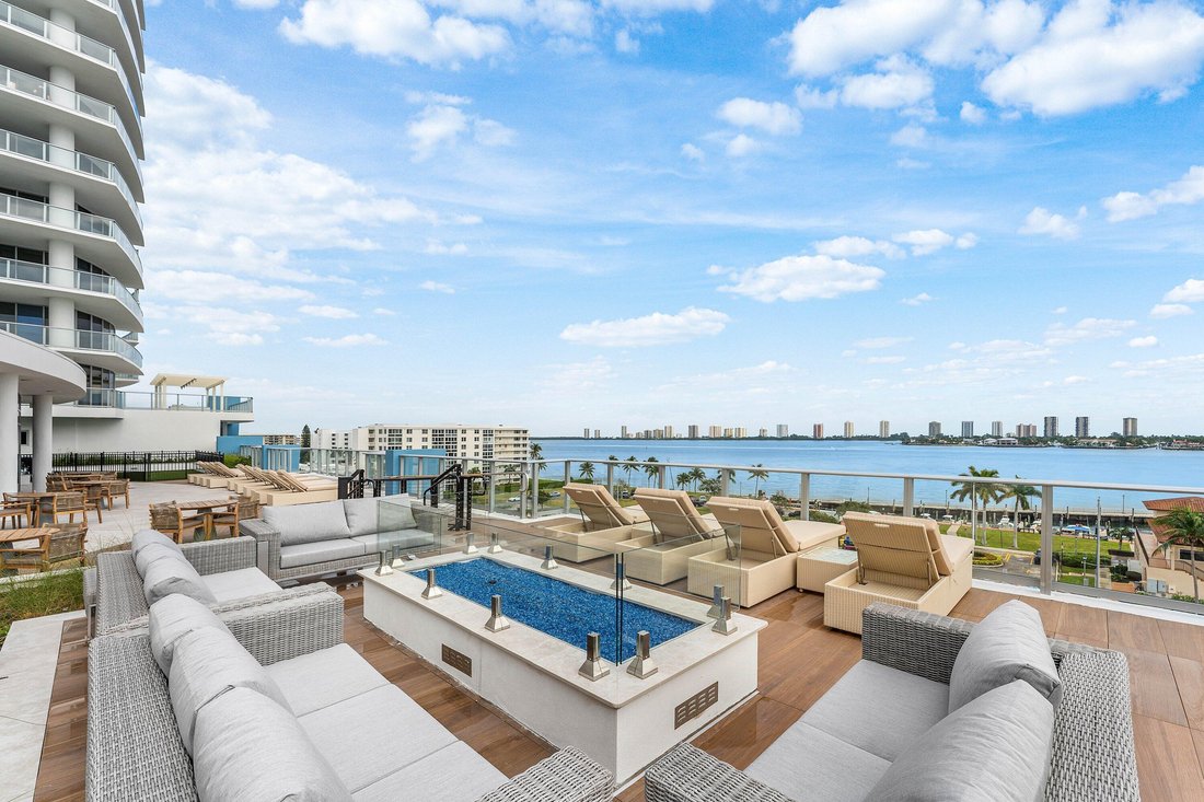 Condo in Lake Park, Florida, United States 5 - 18687404