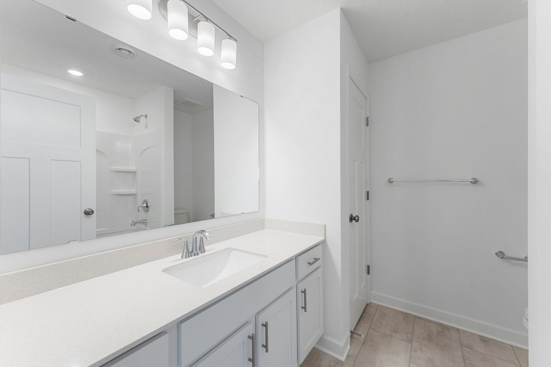 House in Blaine, Minnesota, United States 5 - 17950584