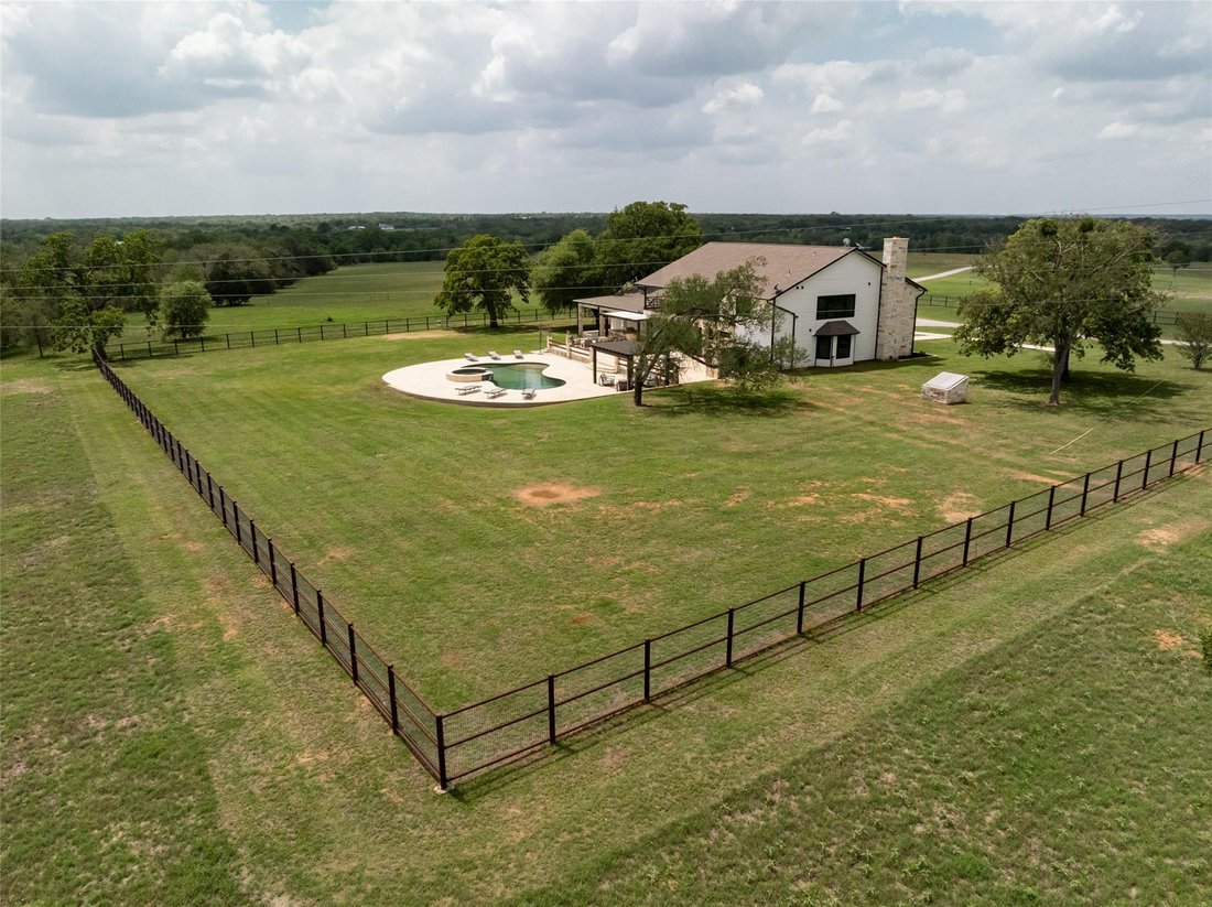 House in Cedar Creek, Texas, United States 4 - 18690069