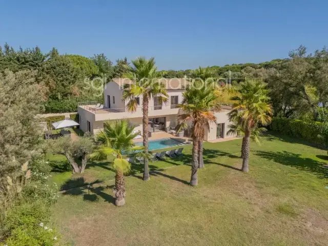 House in Zone Est Diffuse, Saint-Tropez, France 1 - 18689824