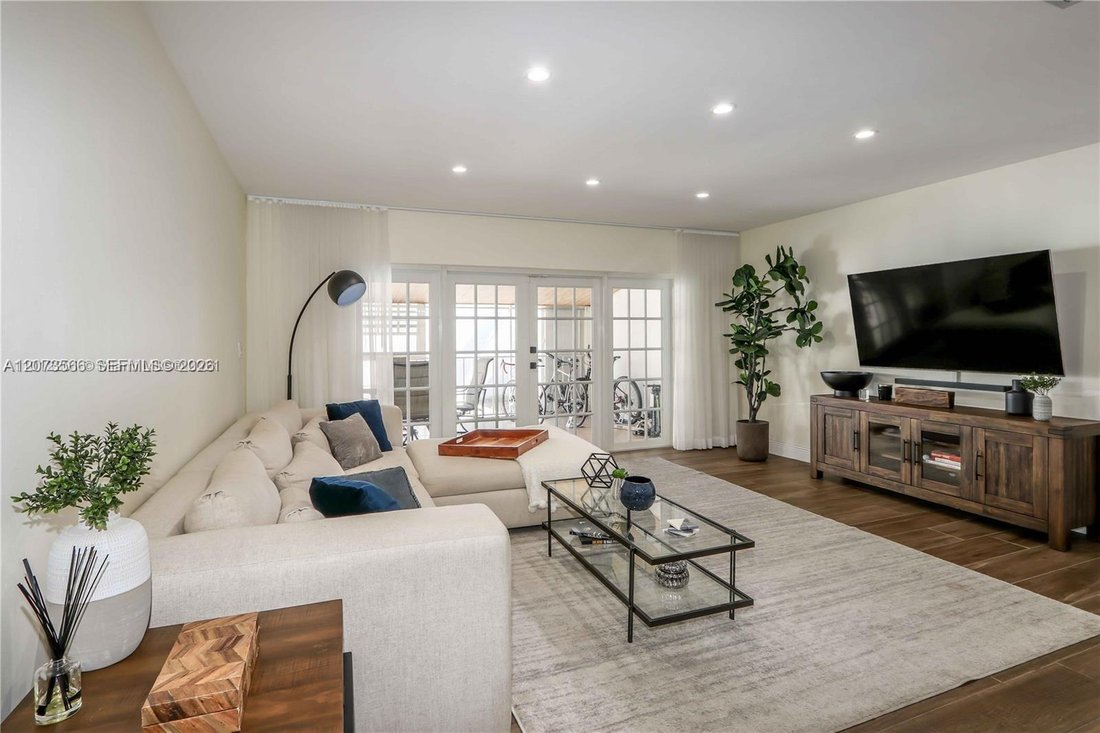 House in Miami Lakes, Florida, United States 3 - 18691059