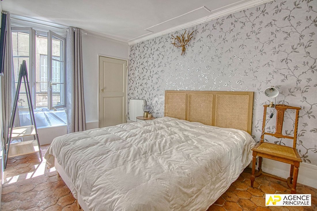 Apartment in Domaine National du Château, Versailles, France 4 - 18690270