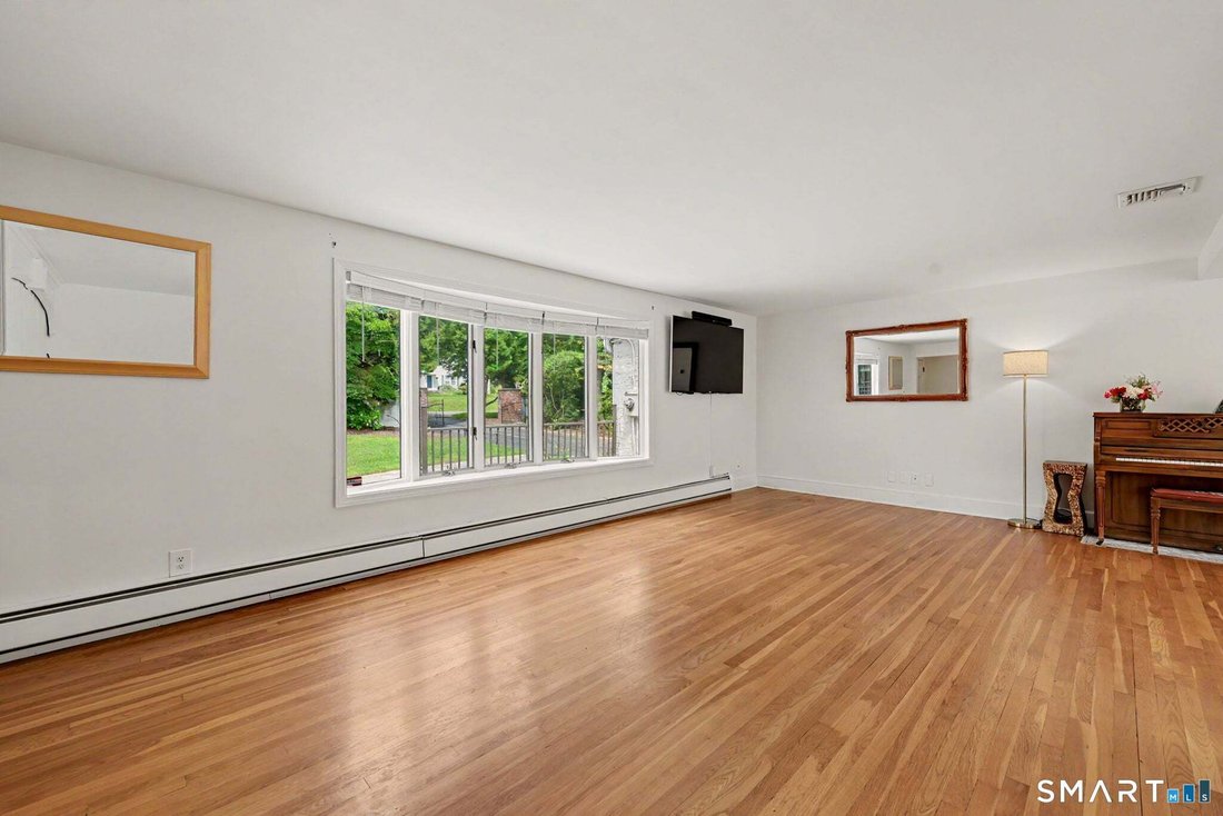 House in Stamford, Connecticut, United States 3 - 18689268