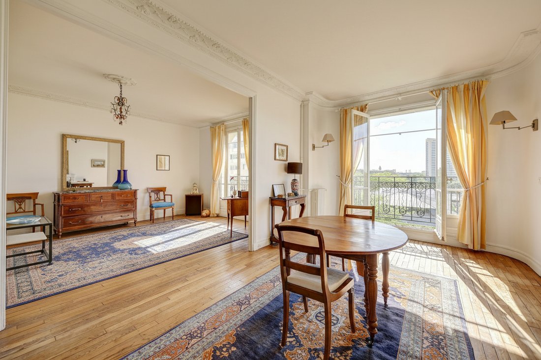 Apartment in Auteuil Nord, Paris 16e Arrondissement, Paris 1 - 18688513