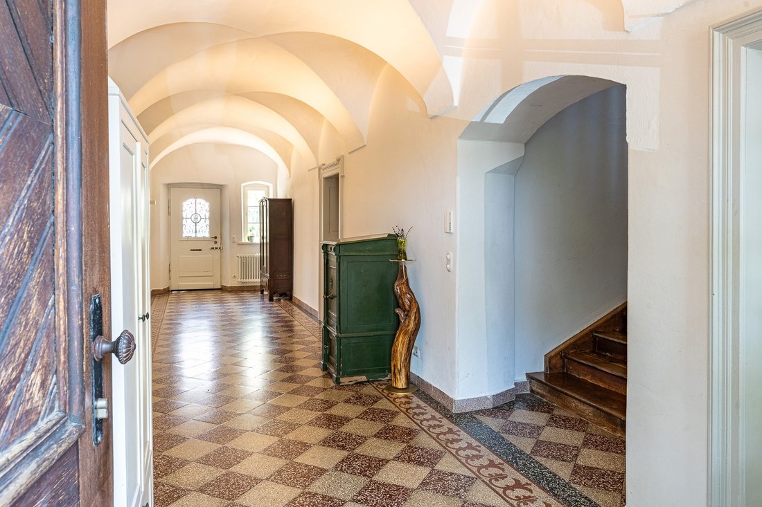 Altro a Frauenneuharting, Baviera, Germania 1 - 18686410