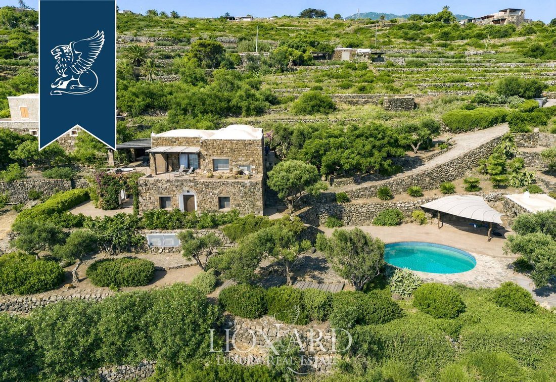 Villa in Italy 4 - 18691189