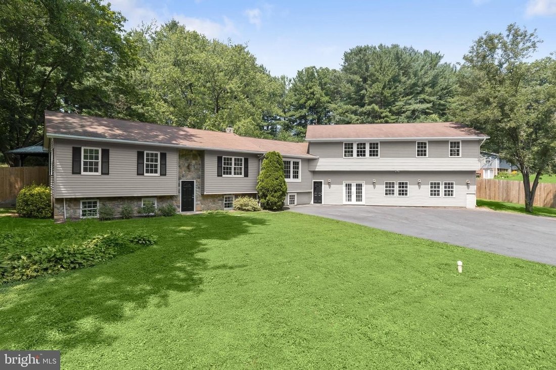 House in Mount Airy, Maryland, United States 1 - 18692020