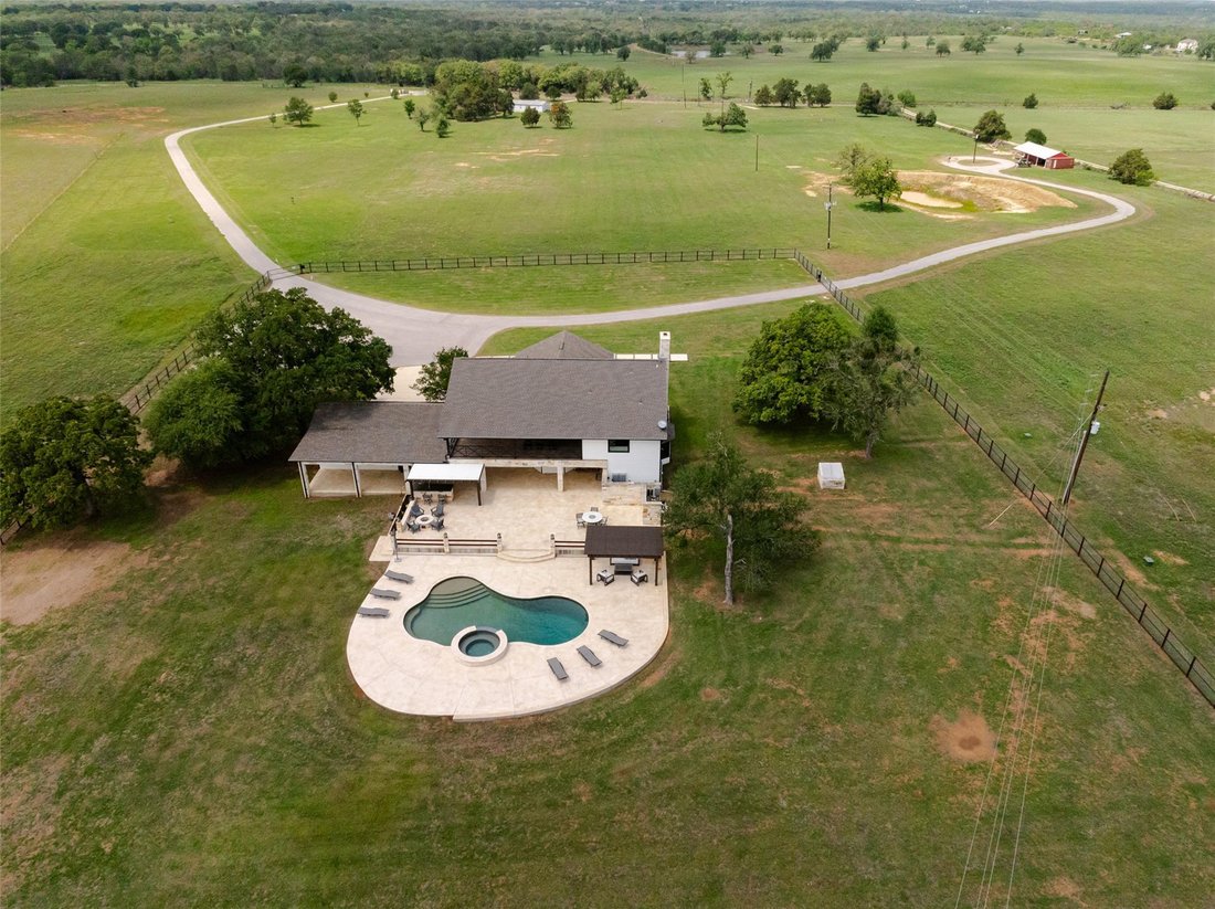 House in Cedar Creek, Texas, United States 3 - 18690069