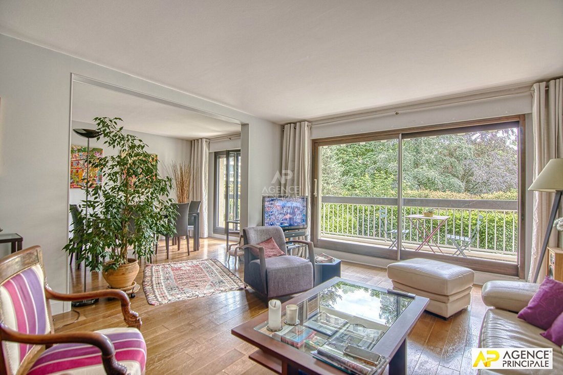Apartment in Domaine National du Château, Versailles, France 3 - 18690003