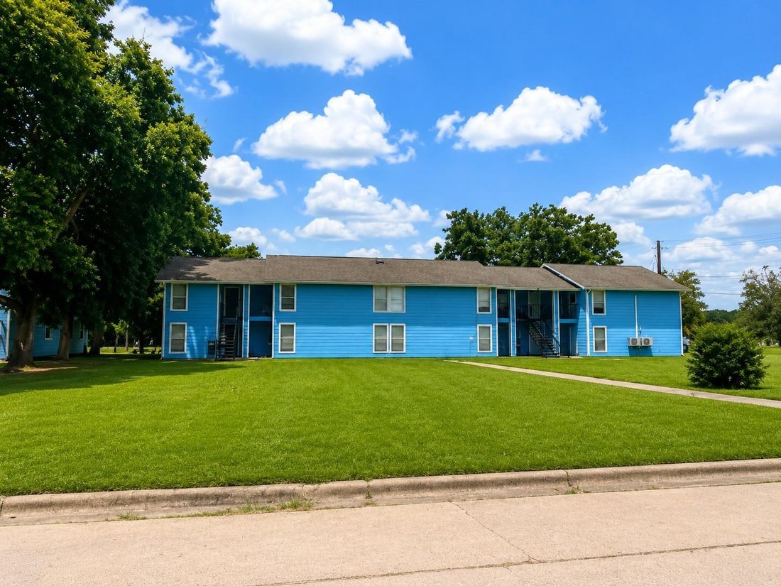 Wharton, Texas, United States 1 - 18690247