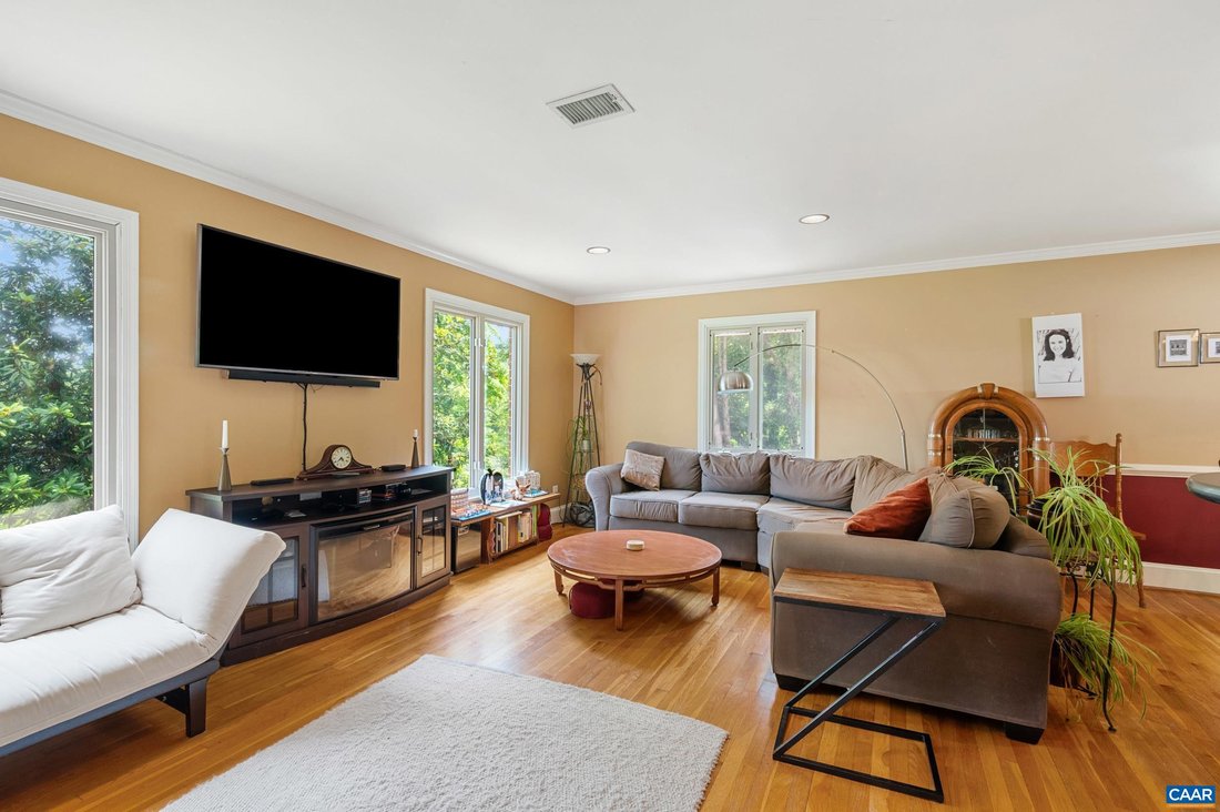 House in Charlottesville, Virginia, United States 2 - 18687211
