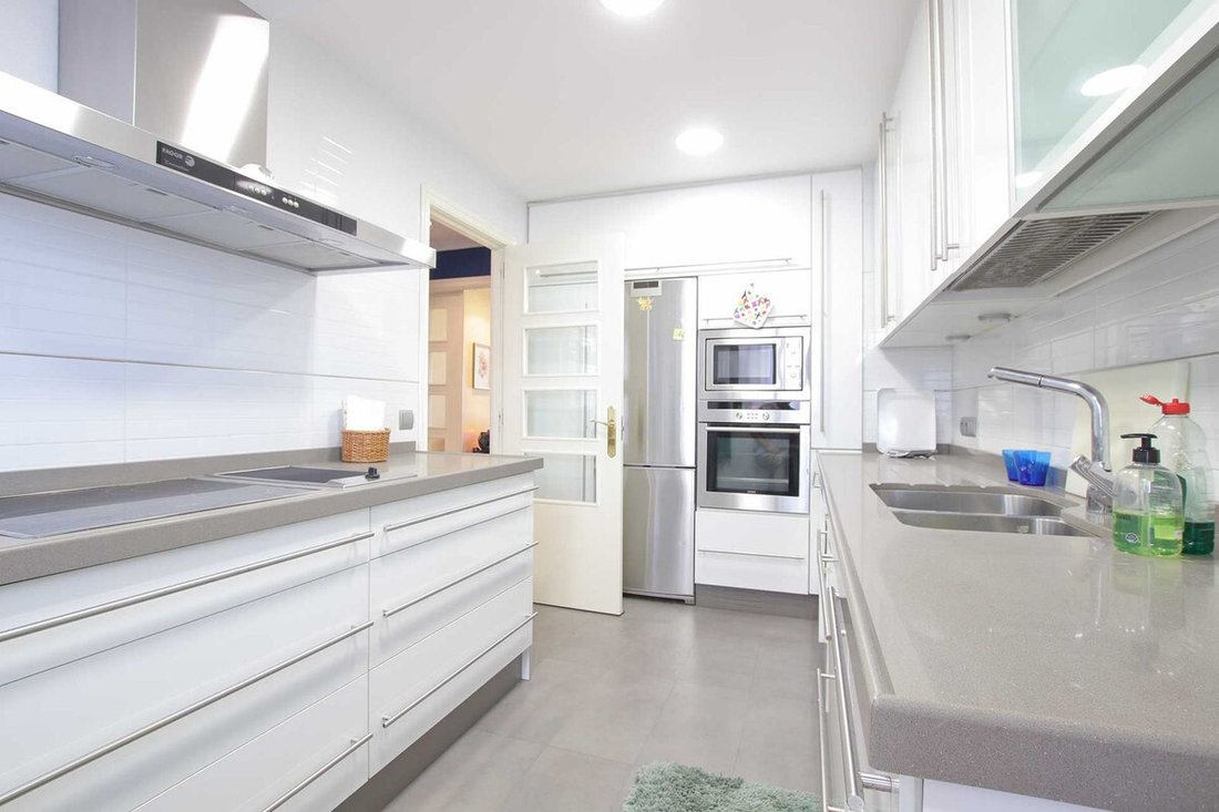 Apartment in Puerto Banus, Marbella, Spain 5 - 18688100