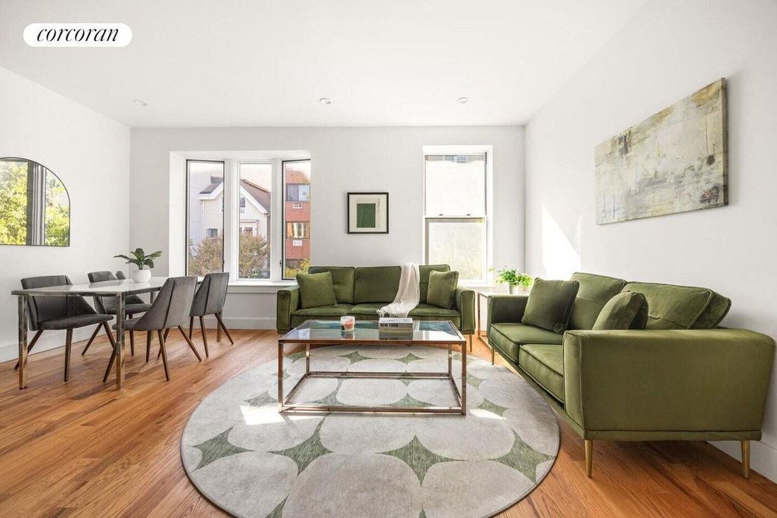 Condo in New York, New York, United States 1 - 18688011