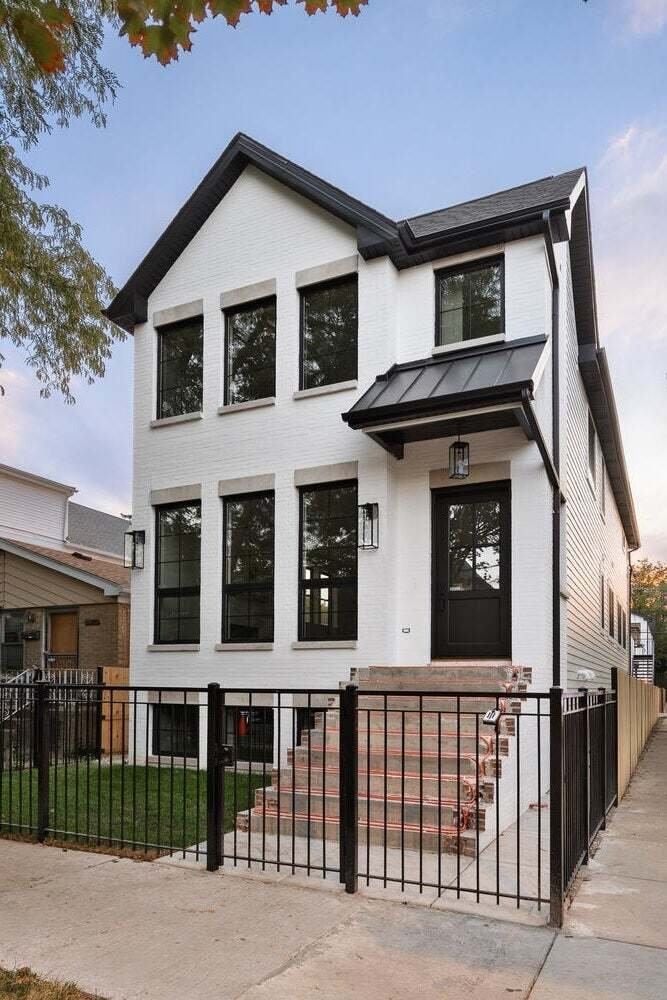 House in Chicago, Illinois, United States 1 - 18690463