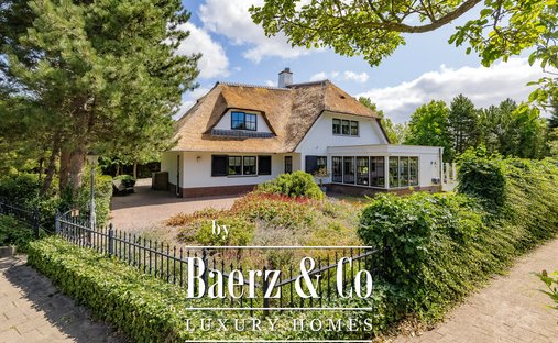 Villa in Katwijk aan Zee, South Holland, Netherlands 1