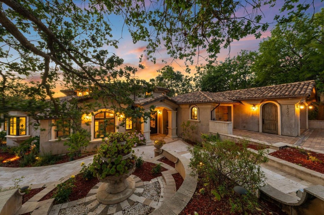 House in Los Gatos, California, United States 2 - 18689726