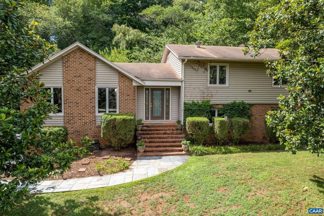 House in Charlottesville, Virginia, United States 1 - 18687211
