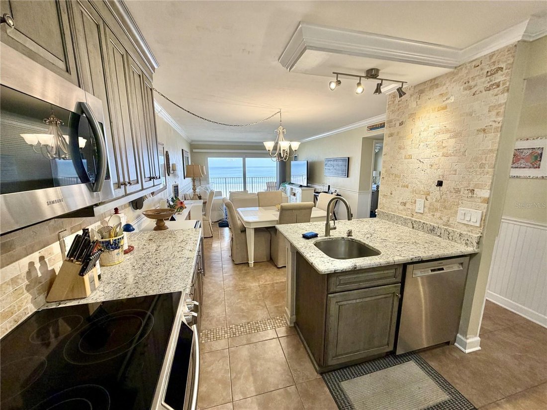 Condo in New Smyrna Beach, Florida, United States 2 - 18689962