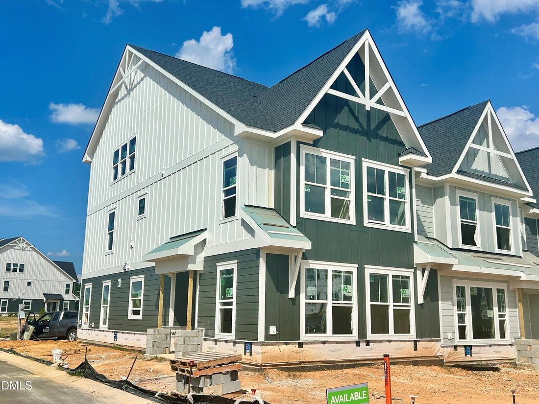 Townhouse in Fuquay-Varina, North Carolina, United States 1 - 18149279