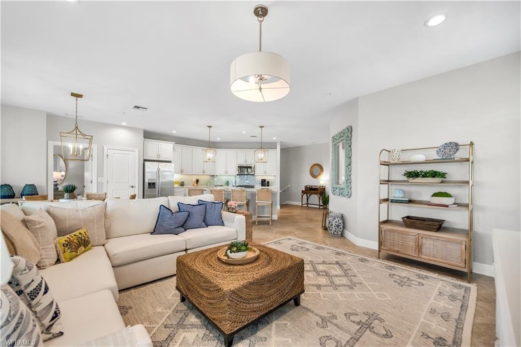 Condo in Naples, Florida, United States 3 - 18691033