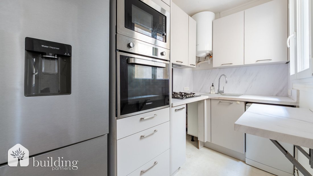 Apartment in Pereire-Malesherbes, Paris 17e Arrondissement, Paris 5 - 18687512
