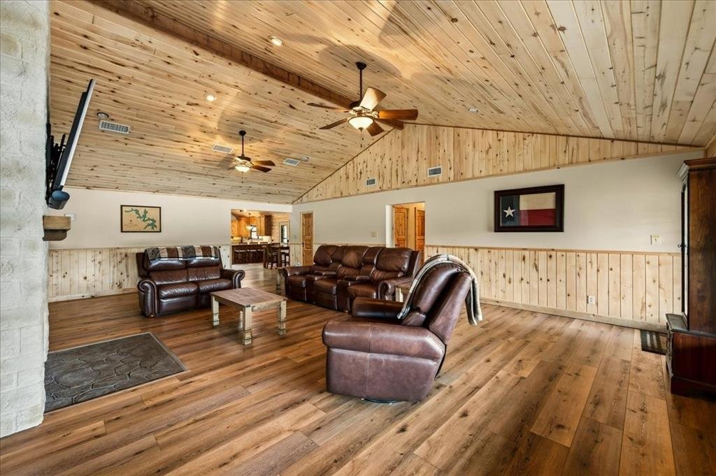 House in Bowie, Texas, United States 3 - 18690833