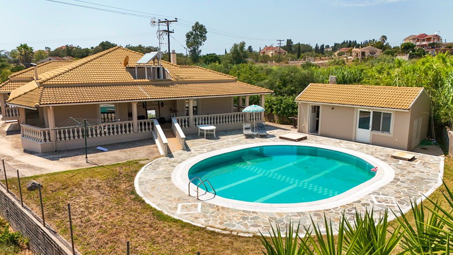 Villa in Lefkimmi, Peloponnese, Western Greece and the Ionian, Griechenland 1 - 18687272