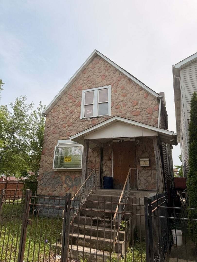 House in Chicago, Illinois, United States 2 - 18690456