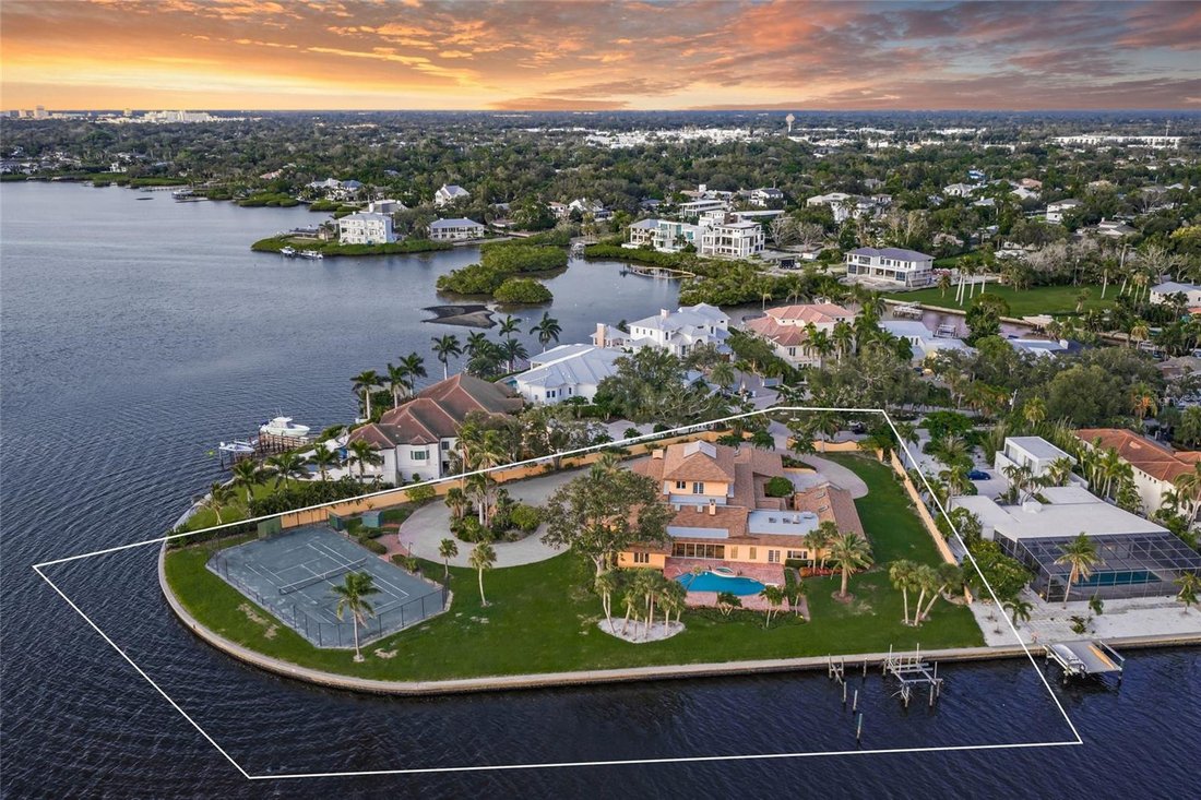 House in Sarasota, Florida, United States 3 - 18689859
