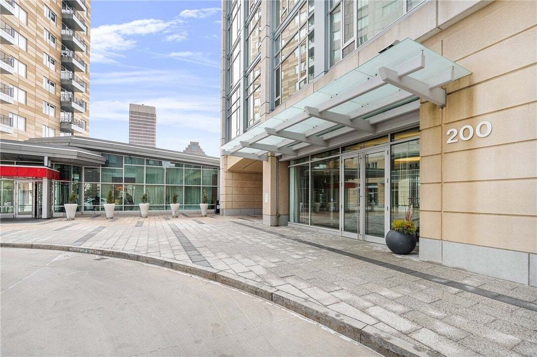 Condo in Providence, Rhode Island, United States 2 - 18686983