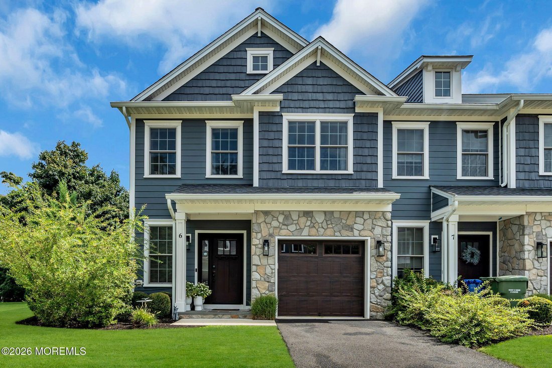 Condo in Tinton Falls, New Jersey, United States 1 - 18687199