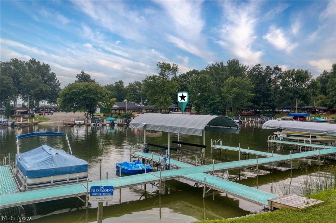 Condo in Lake Milton, Ohio, United States 2 - 18689646